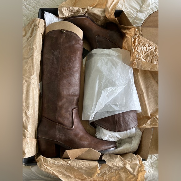 Bottes Frye Jillian Pull On - Taille 9, Couleur Camel, Cuir, Neuves Avec étiquettes